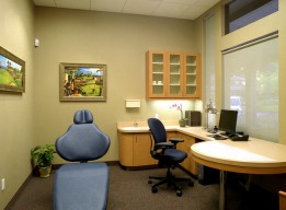 Stafford_Consult-office